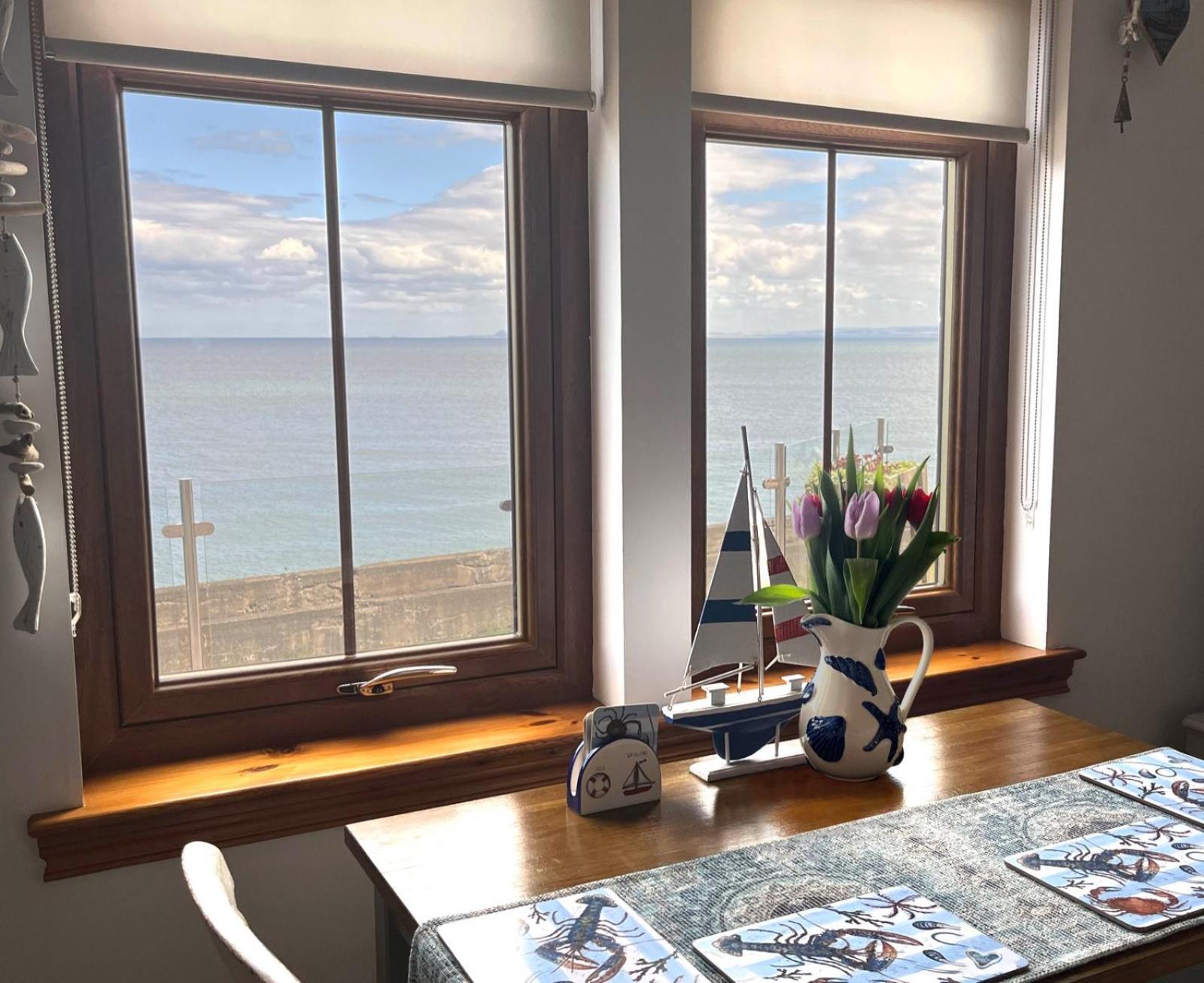 Luxury Seaside Home With Incredible Views Kirkcaldy Bagian luar foto
